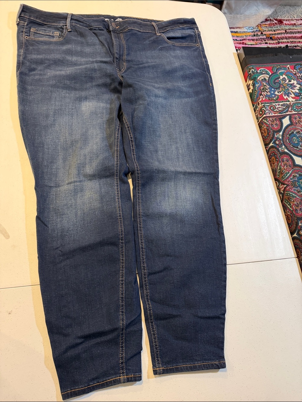 #608. Old navy mid rise rockstar super skinny jeans. Size 22